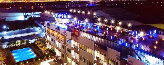 スワンナプーム ヴィル エアポート ホテル