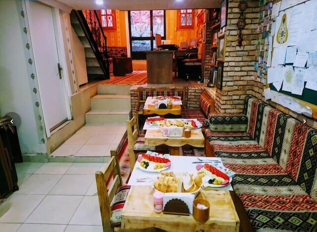 オタンティックホテル