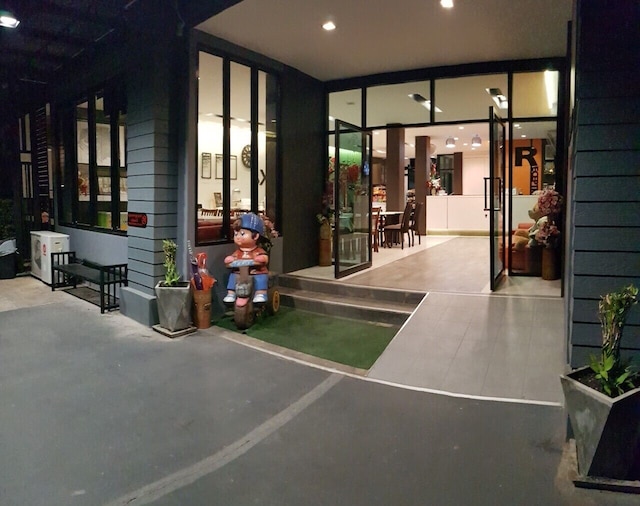 ザ シリ プレイス