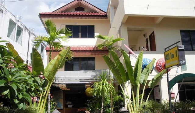 オール イン 1 ゲストハウス チェンマイ