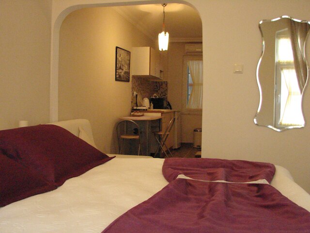 ヴォラーレ アパーツ