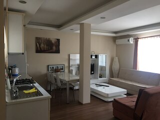 アリズ レジデンス