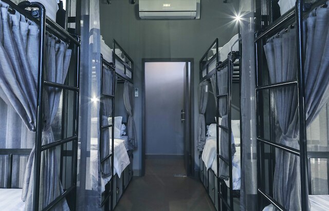 フェリス ホステル カフェ & バー