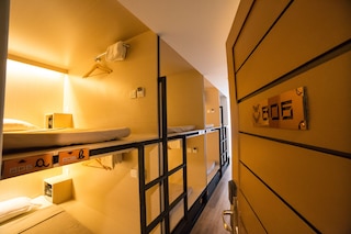 キュービック ベッド プラトゥーナム - ホステル