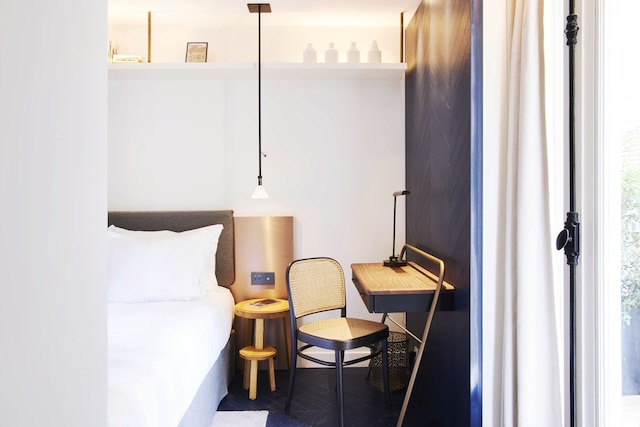 ペルペチュアル エリゼ モンテーニュ