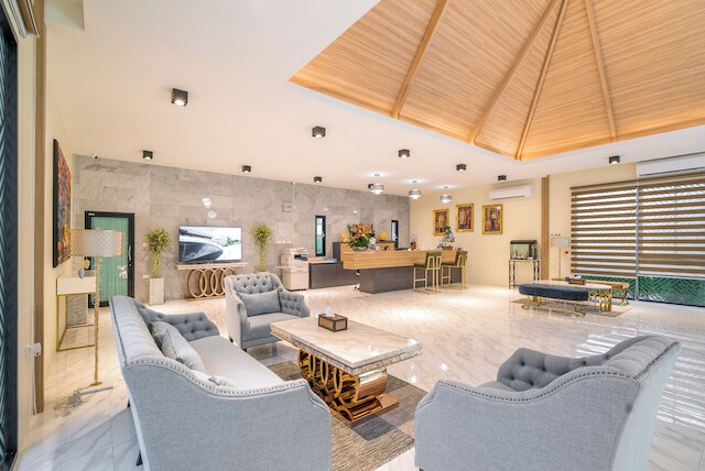 ラワヤナ ウエスト ヴィラズ & キッズ パーク