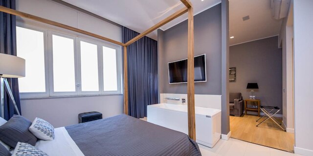 スイート 136 ラグジュアリー ルームズ