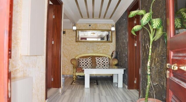 ソフィア スタジオ アパートメンツ