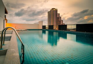 C ビュー ブティック