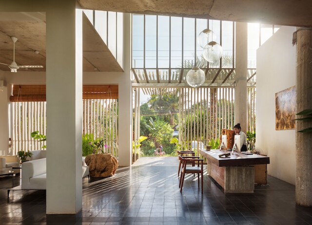 ヒルロックス ホテル & スパ