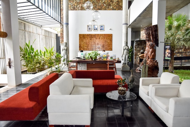 ヒルロックス ホテル & スパ