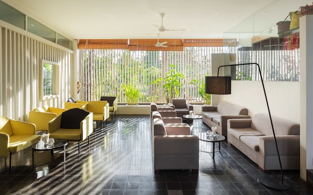 ヒルロックス ホテル & スパ