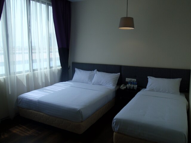 9 スクエア ホテル - スバン ジャヤ