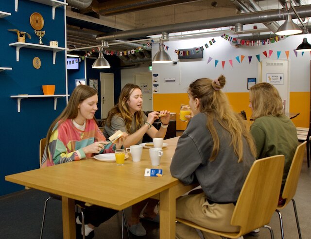 チープスリープヘルシンキ - ホステル