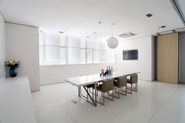 カラー イン深セン東門ブランチ (深圳卡羅精品酒店東門店)