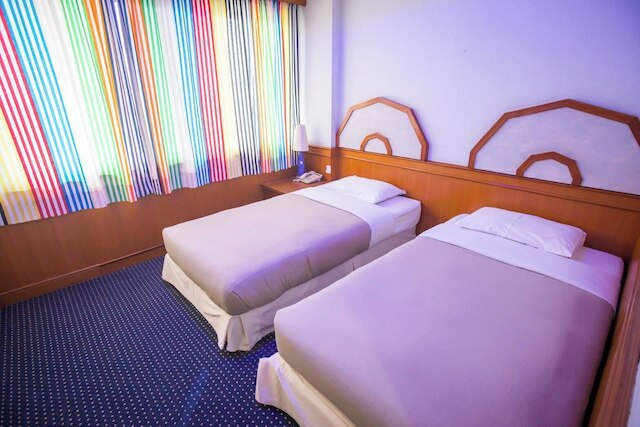 ロッブリー イン