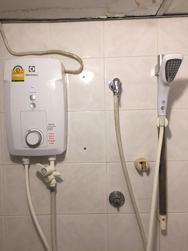 ロッブリー イン