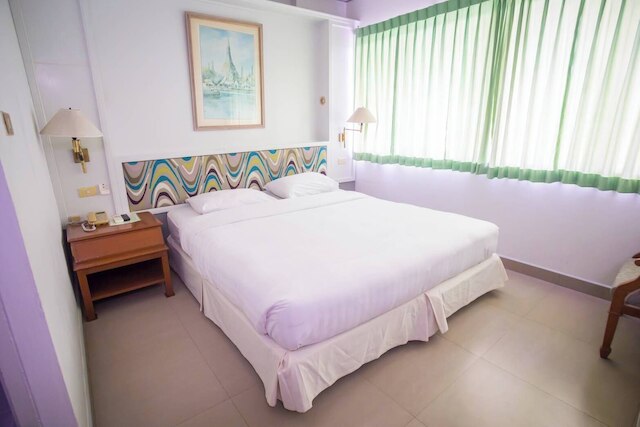 ロッブリー イン