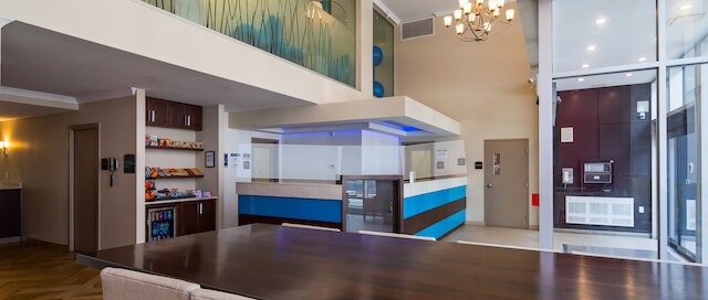 ベストウェスタン プラス ホテル モントリオール