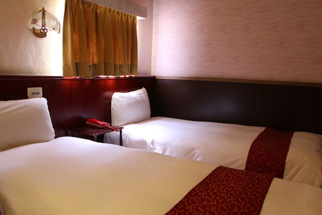 ジーン ローン ハイアット ホテル (金龍海悦大飯店)