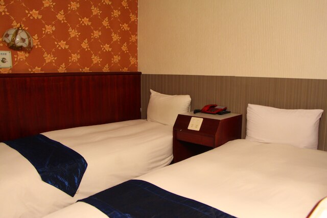 ジーン ローン ハイアット ホテル (金龍海悦大飯店)