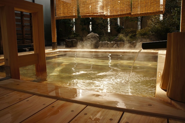 夕景湖畔 すいてんかく