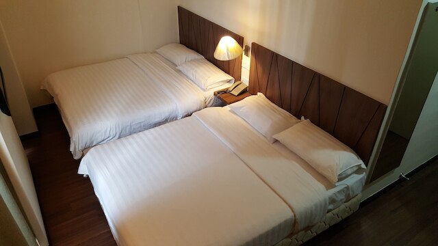 9 スクエア ホテル