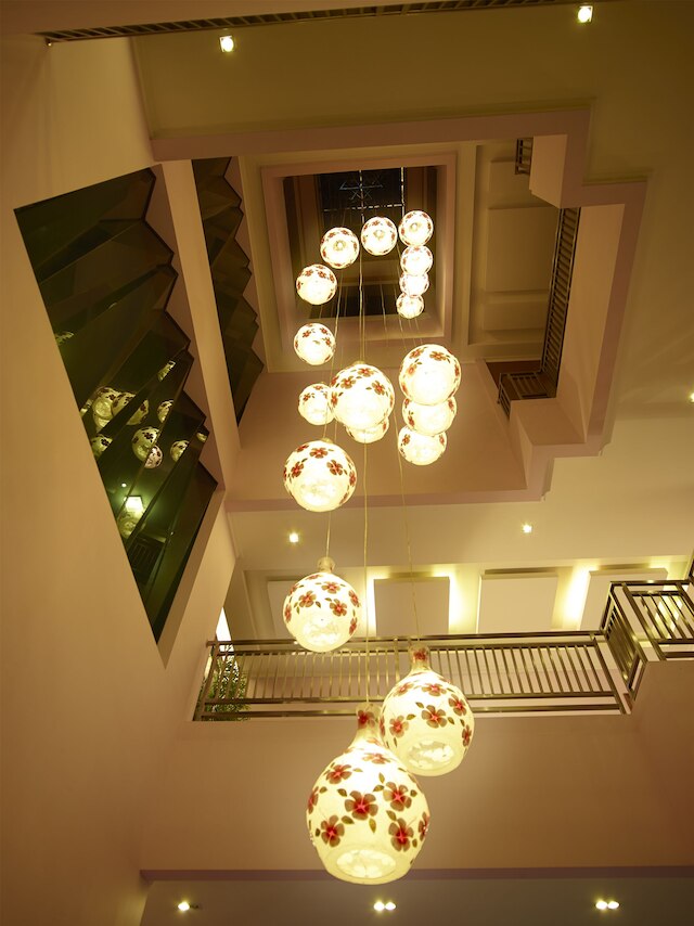 サハティ ホテル