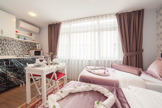 ブライト アパート ホテル