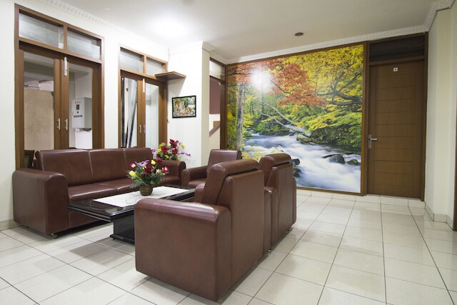 レッドドーアズ プラス アット ワストゥ ケンカナ