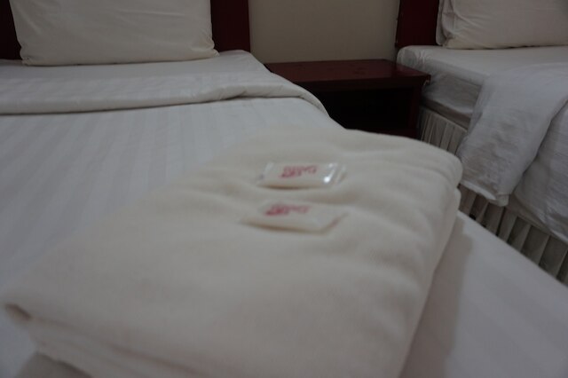 スリソムタイ ホテル