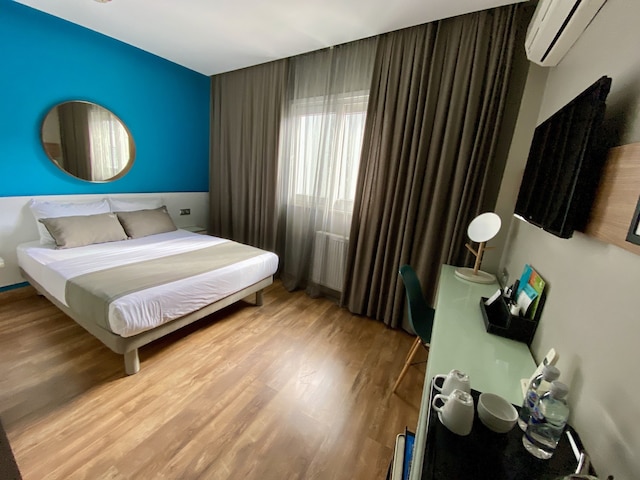 マイ ドラ ホテル