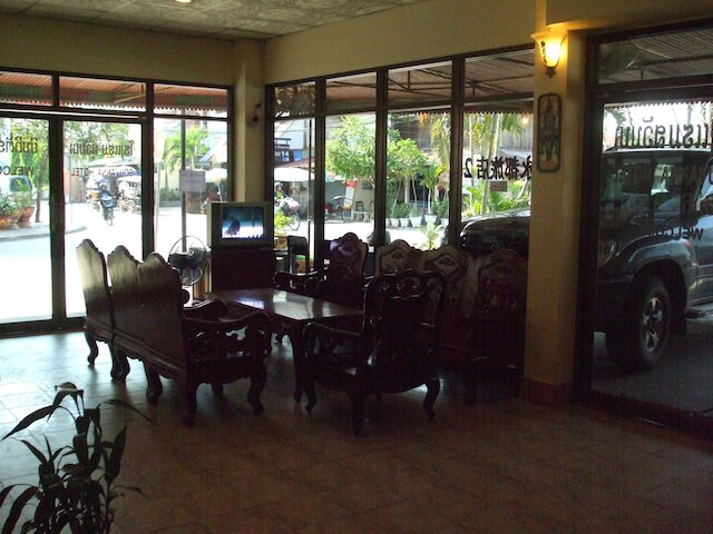 スヴァナ ホテル 2