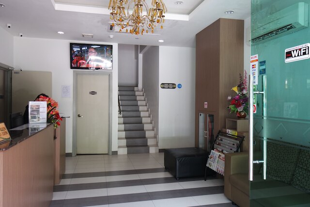 ホーム ホテル ラブアン