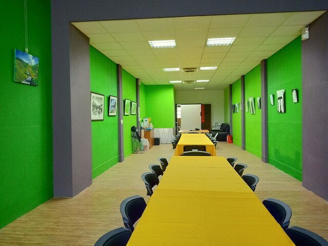 DF パーク スペース ホステル (博愛泊旅讀心境)