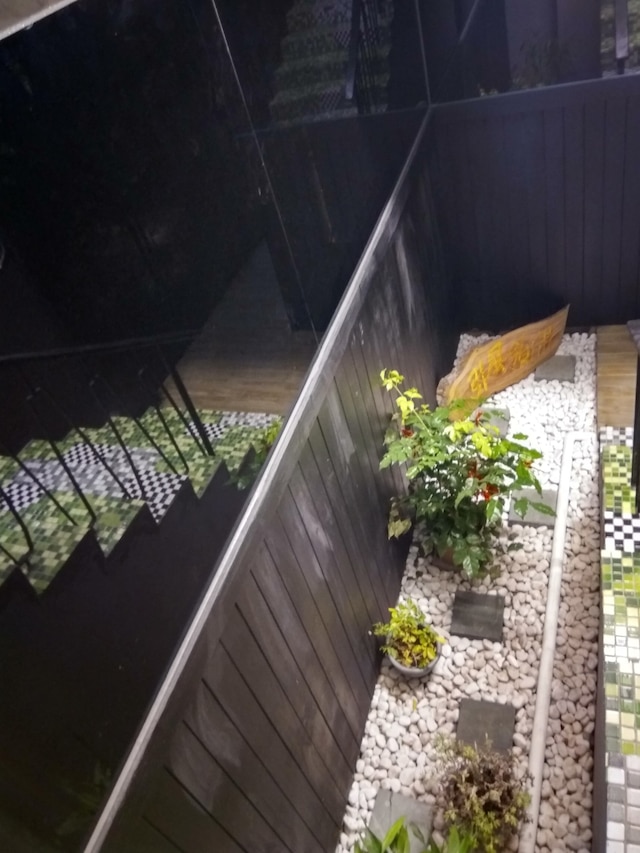 DF パーク スペース ホステル (博愛泊旅讀心境)