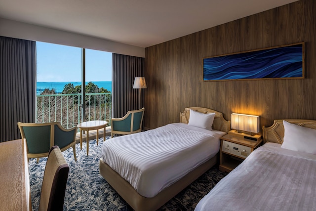 弓張の丘ホテル