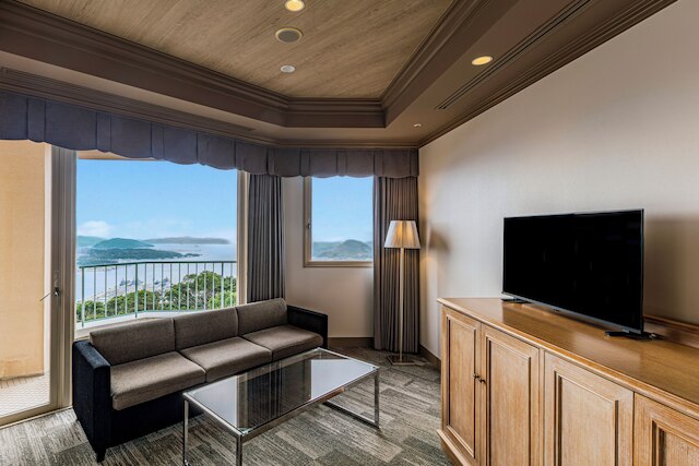 弓張の丘ホテル