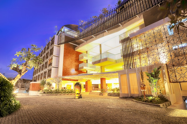 FOX ホテル ジンバラン ビーチ バリ