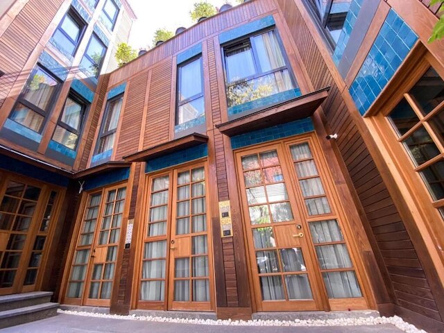 ヘンナ ホテル イスタンブール