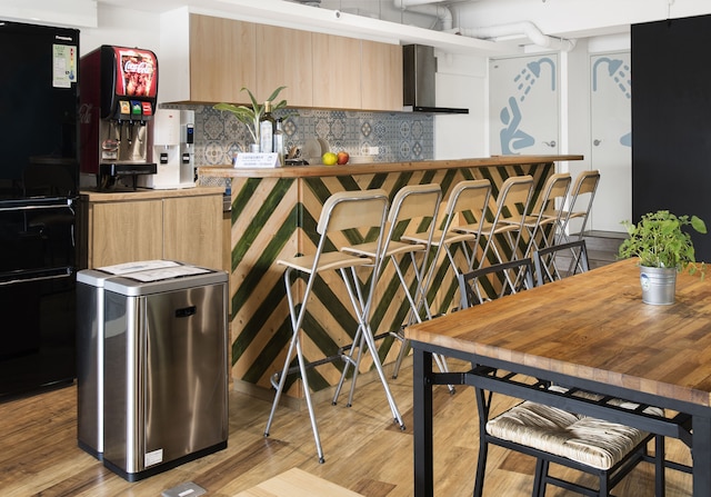 ペーパー プレーン ホステル (紙飛機高雄青年旅館)