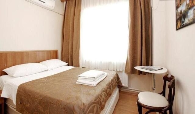 メテ アパートメンツ