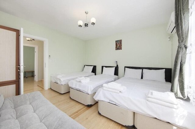 メテ アパートメンツ