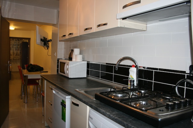 メテ アパートメンツ