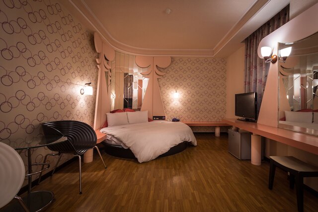 ゴールデン フェニックス ホテル (金鳳凰商務旅館)