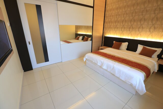 スプリーム ホテル