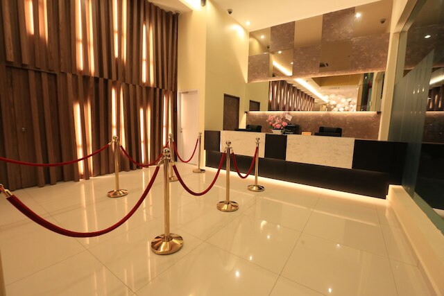 スプリーム ホテル