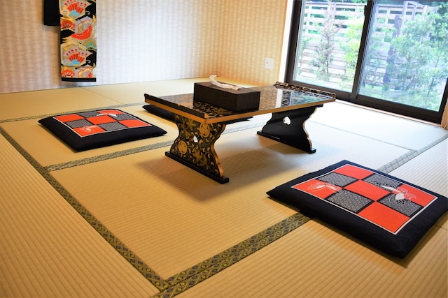 民宿　ふくろう邸