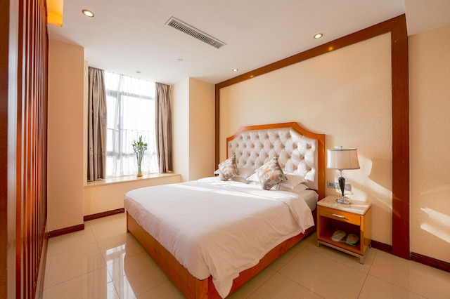 ロイヤル リバー アパートメント (广州御江苑国际公寓)