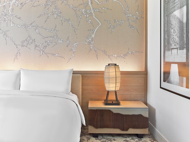 ノブ ホテル マイアミ ビーチ